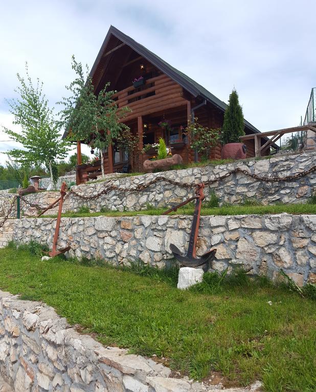 Holiday Home Zoric Никшич Экстерьер фото